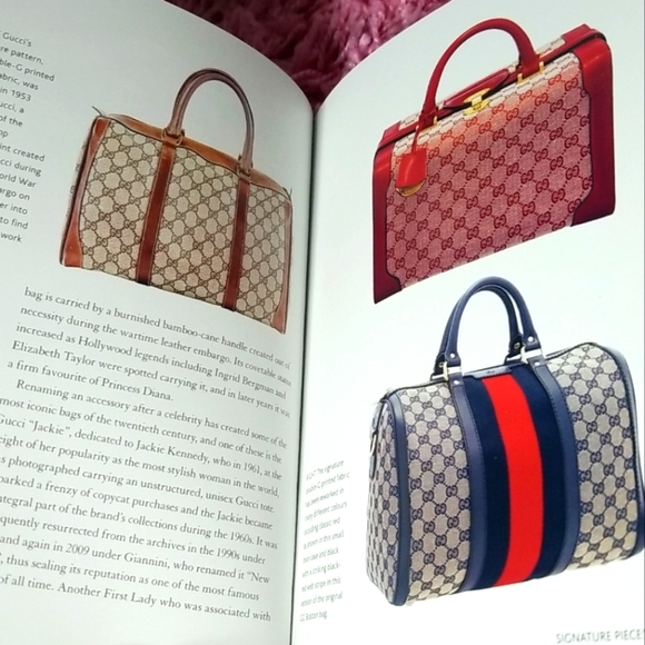 1 Little Luxury Book, The Story of the Iconic Fashion Designer - Picture 4 of 8